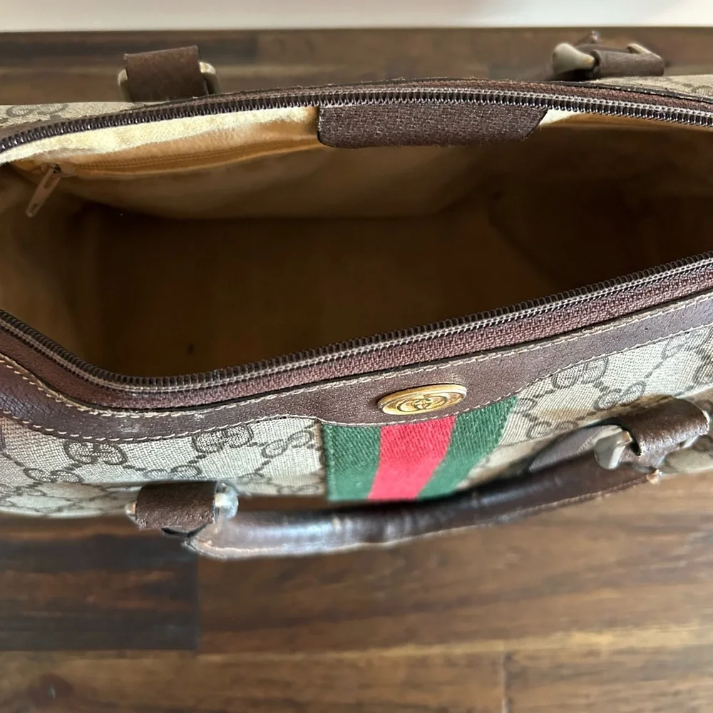 Authentic Gucci purse - Picture 4 of 6